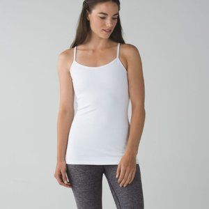 LULULEMON White Power Y Size 6